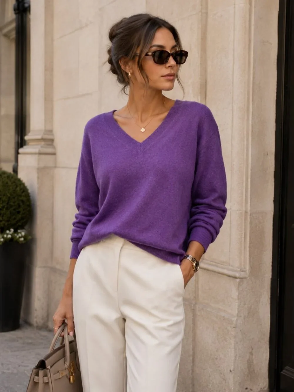 Banana‎ Republic Luxe Cashmere Silk Sweater Womens M Purple V Neck Quiet Luxury